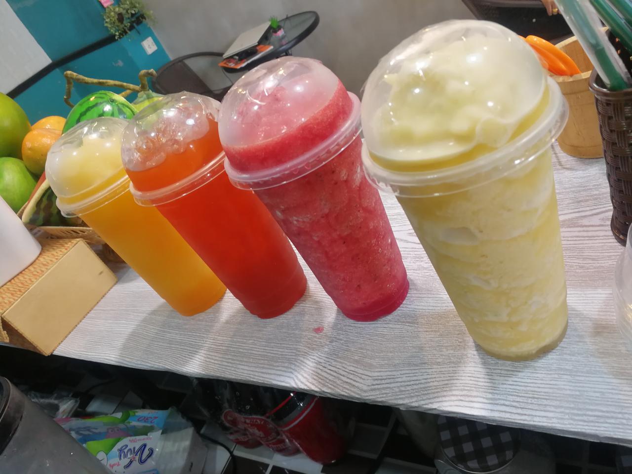 Profile เครื่องดื่ม ร้านน้ำผลไม้และกาแฟสดโคนัท