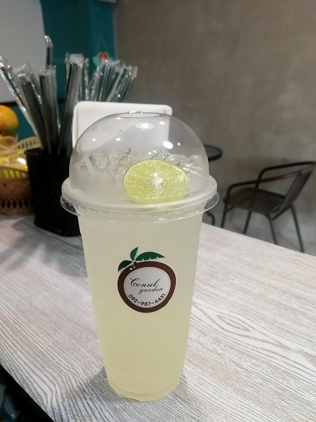 Profile เครื่องดื่ม ร้านน้ำผลไม้และกาแฟสดโคนัท